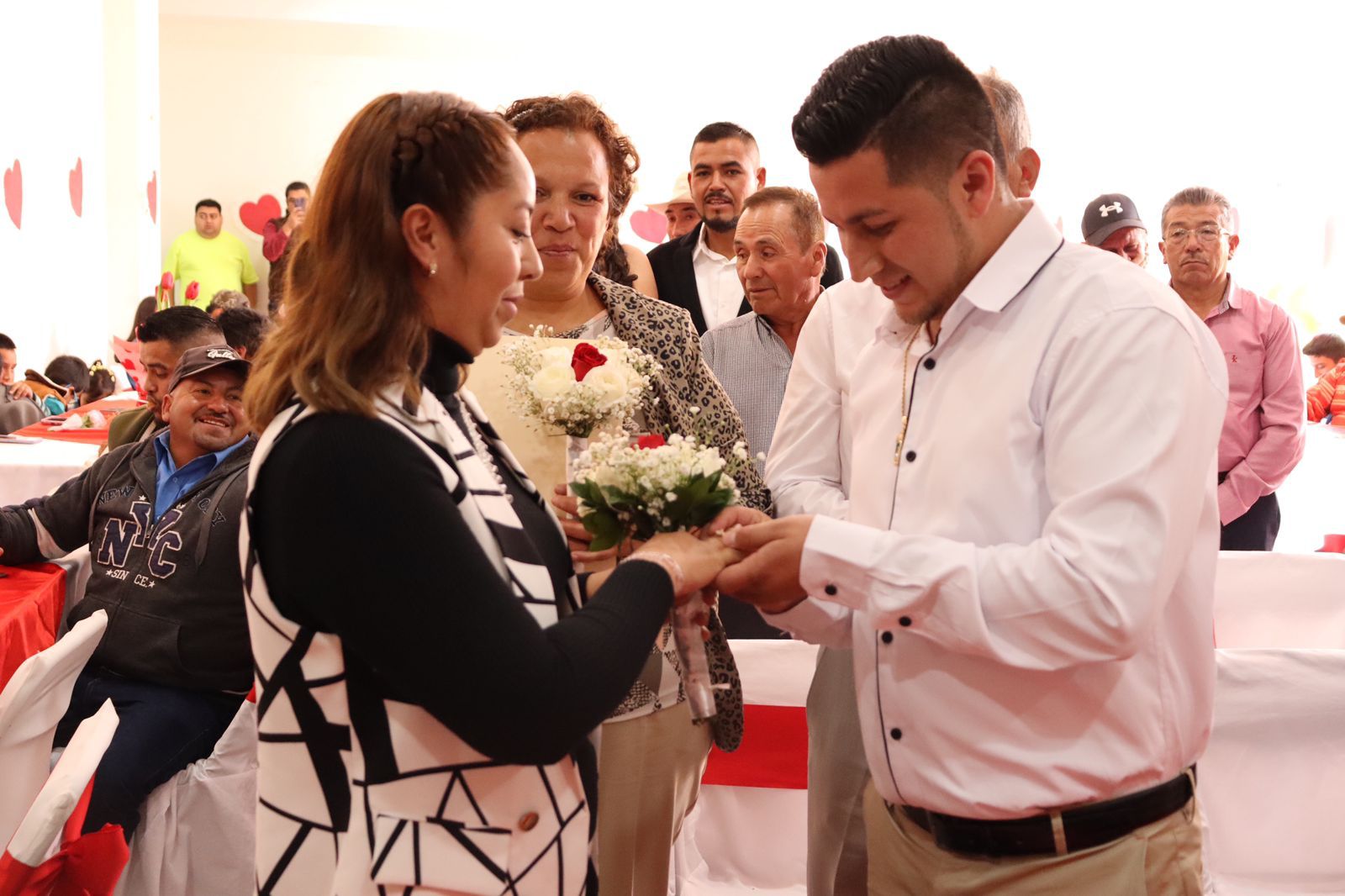 Anuncian campaña de matrimonios colectivos y gratuitos en Tulancingo
