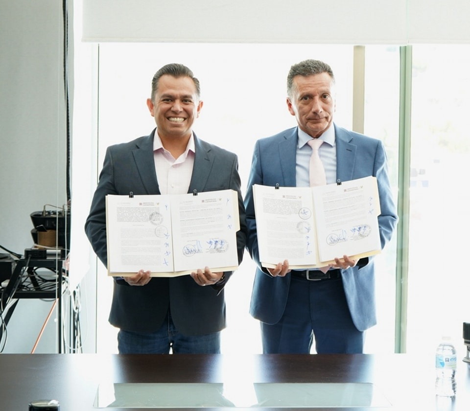 firma Cuautepec convenio colaborativo con el Instituto Catastral