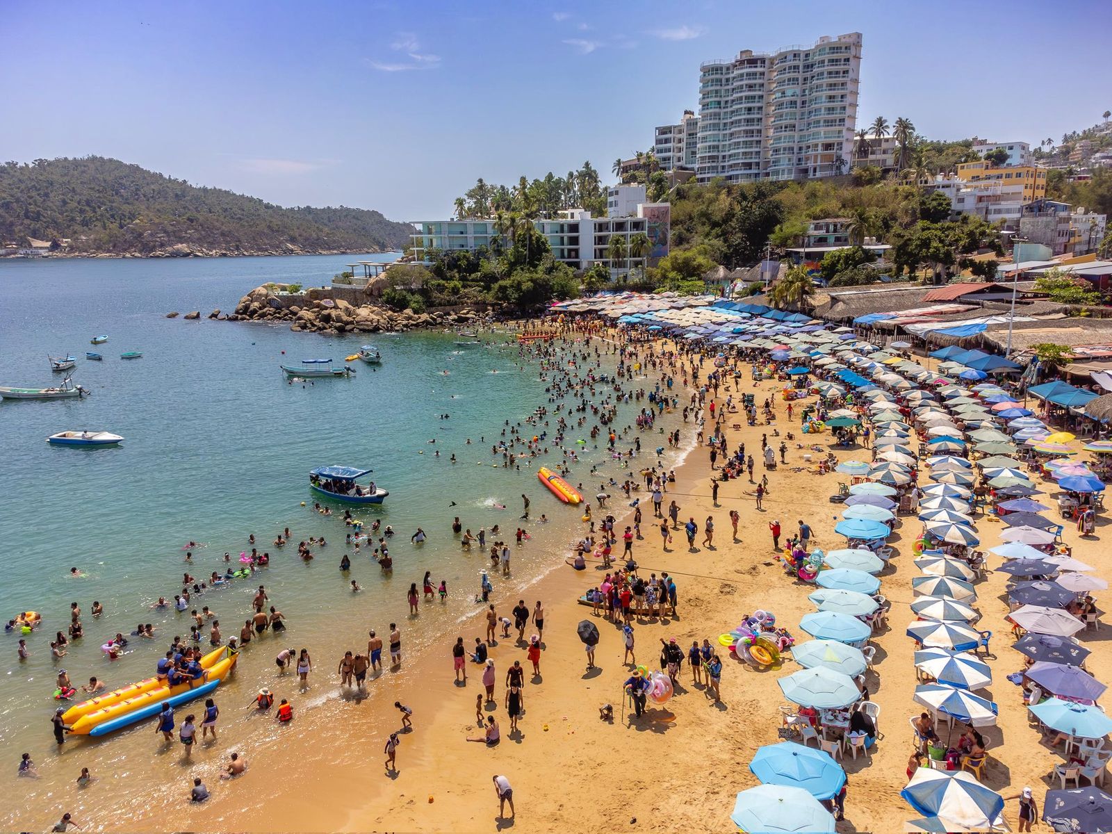 Incremento de visitantes extranjeros favorece economía nacional: Sectur