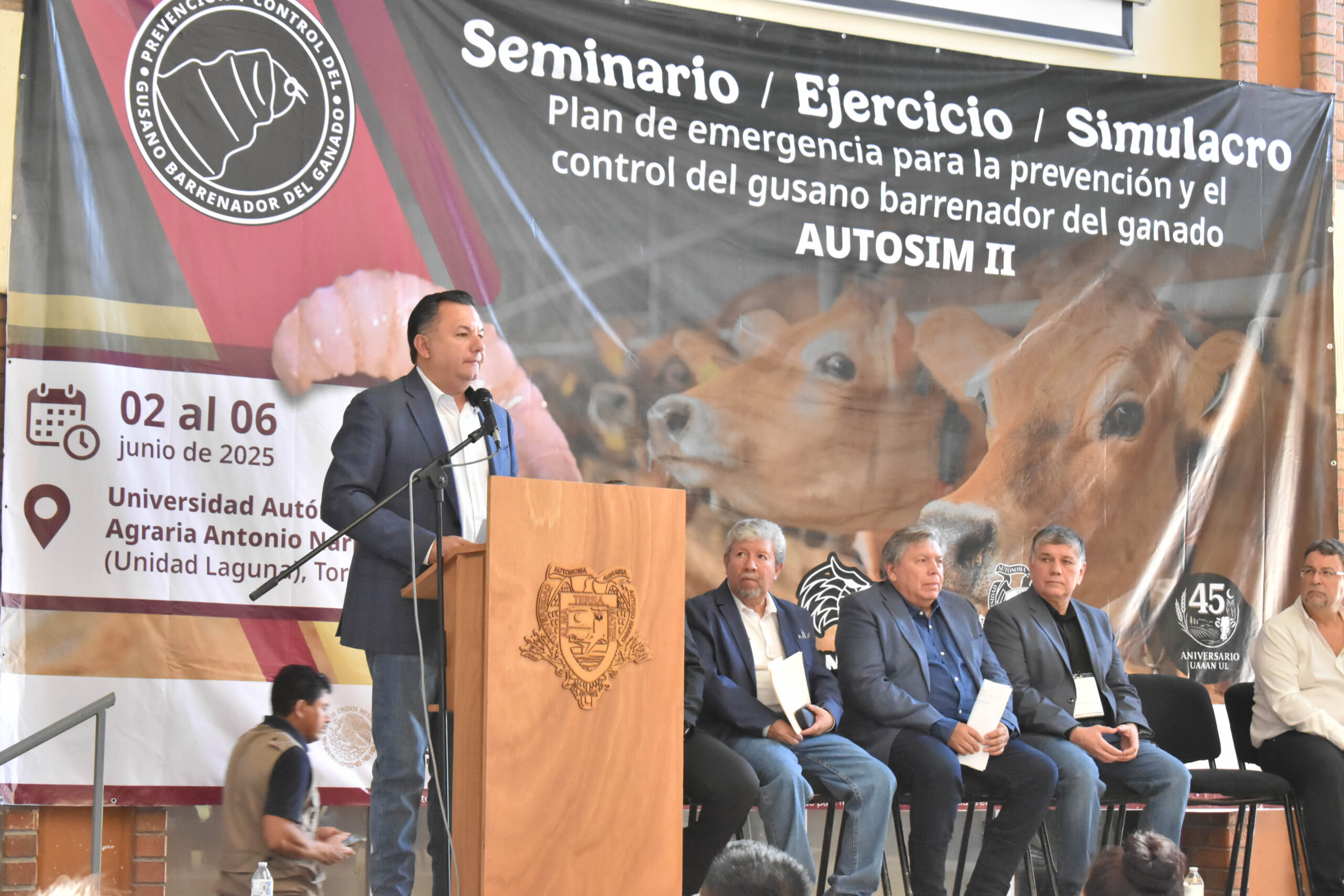 Realizan en el norte de México, primer simulacro contra el gusano barrenador
