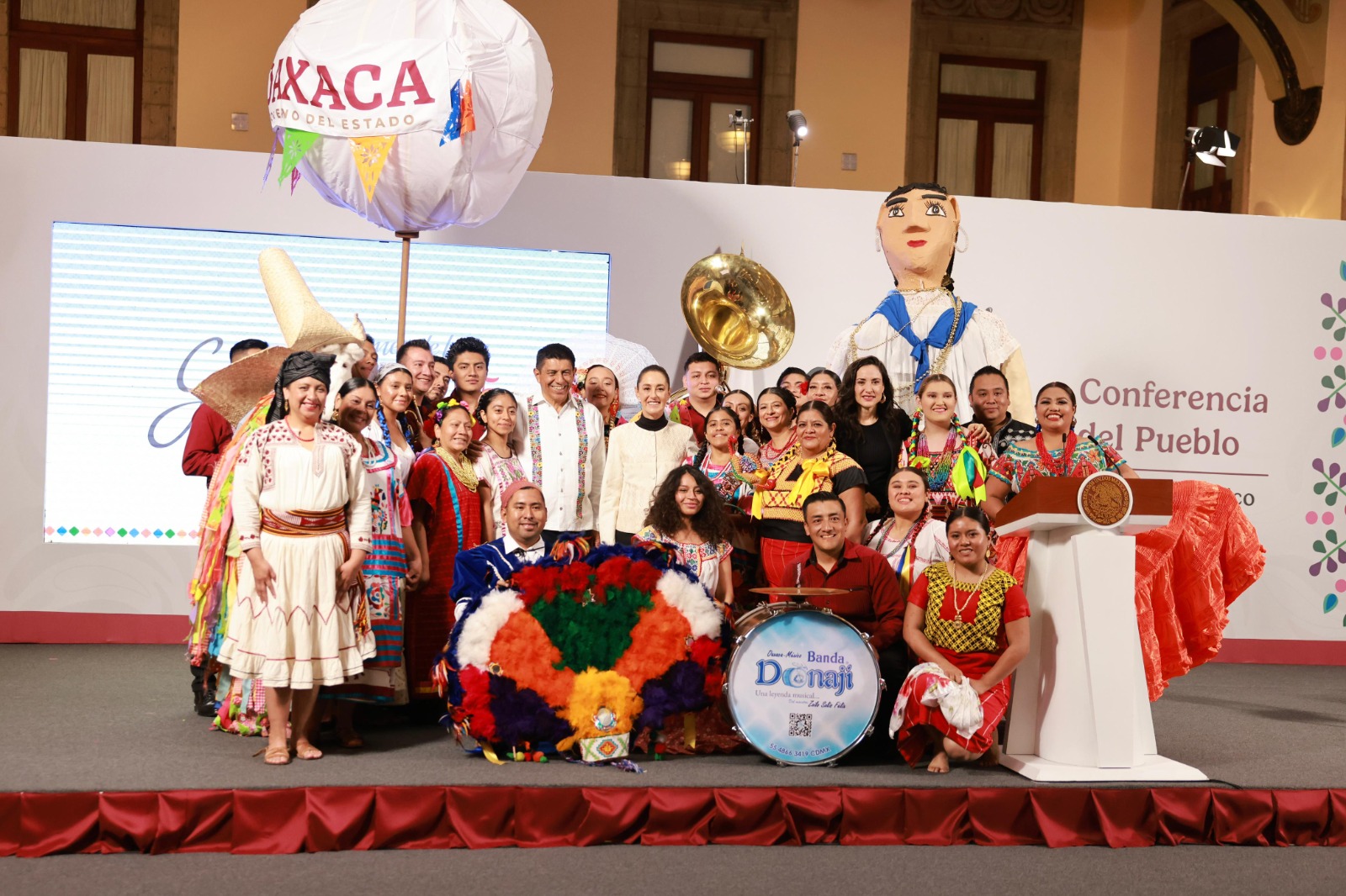 La Guelaguetza 2025 llega a Palacio Nacional como símbolo de identidad y solidaridad