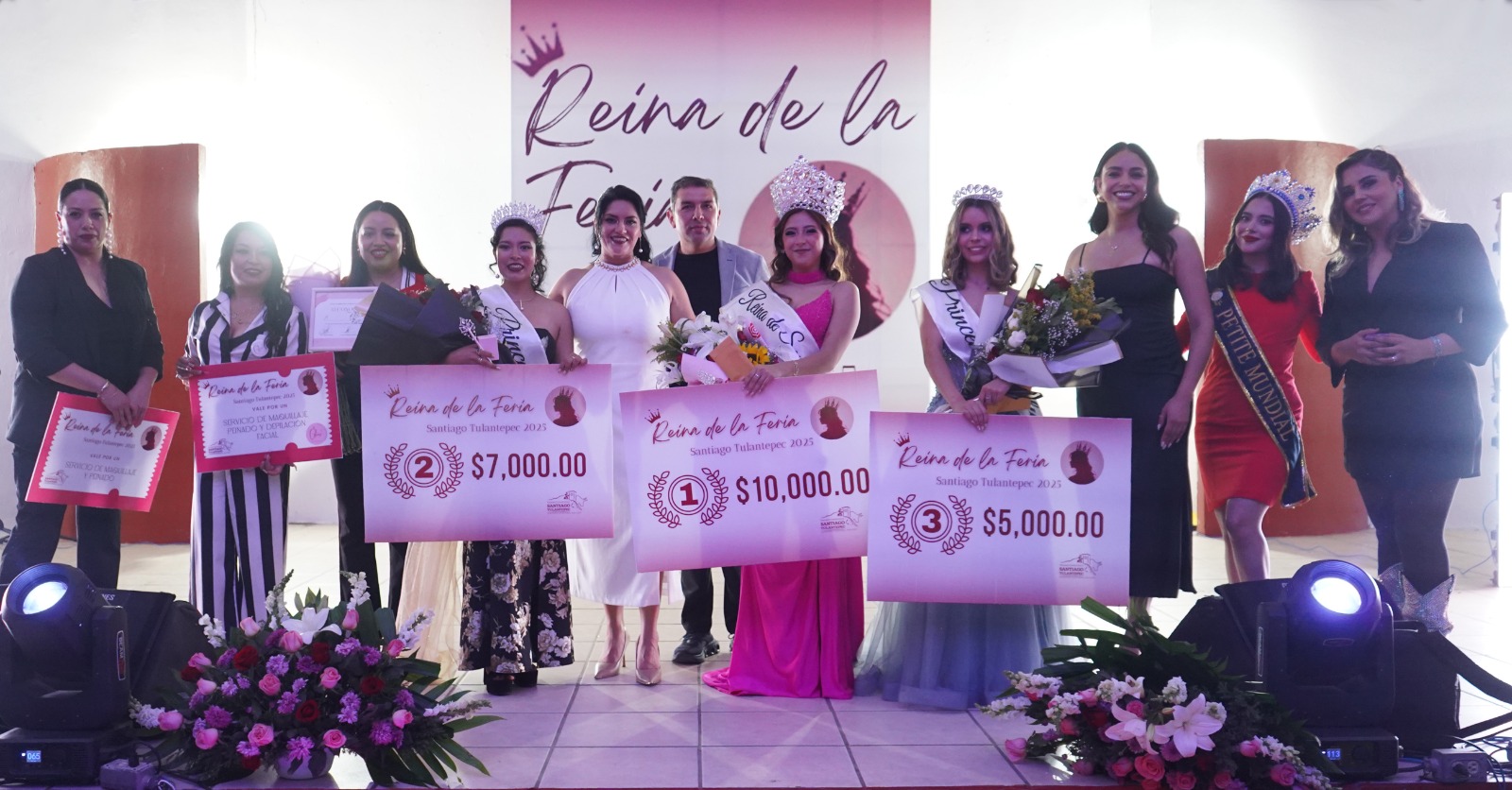 Camila es elegida como Reina de la Feria Santiago Tulantepec 2025