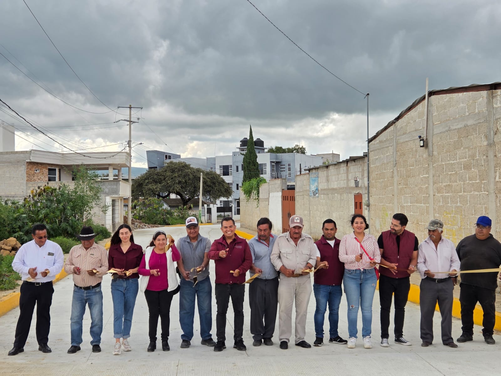 Presidente Jorge Hernández Araus inaugura dos obras más en Cuautepec