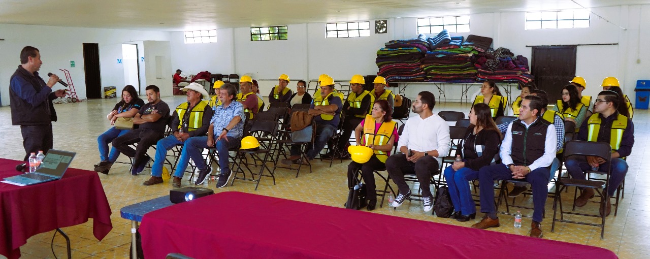 Comités de obra pública de Cuautepec reciben capacitación