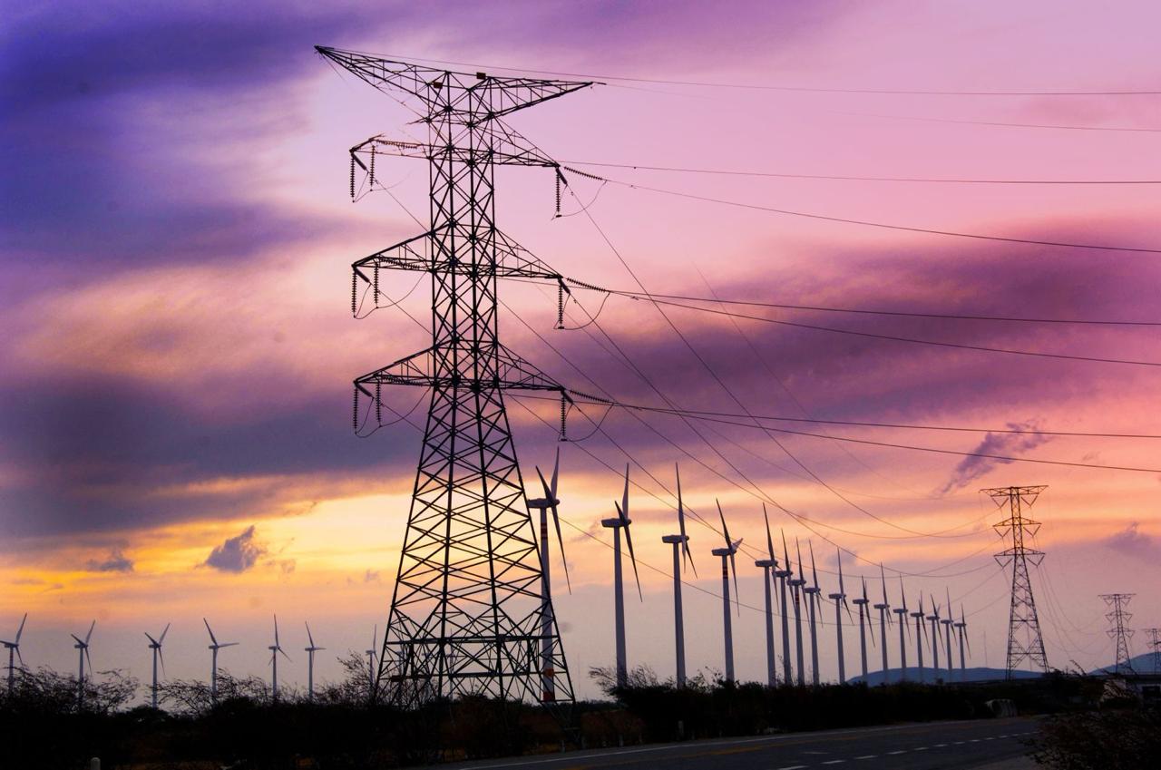 Invita CFE Fibra E a invertir desde 100 pesos en la red eléctrica nacional