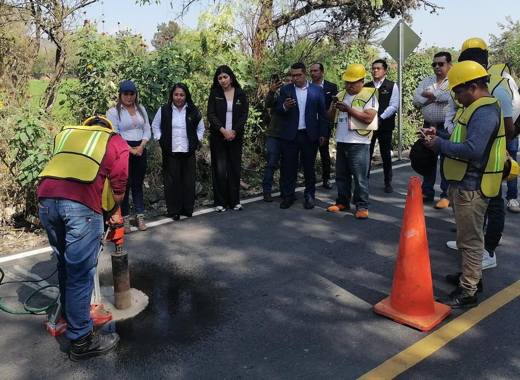 Inspección y vigilancia de la obra pública para que cumpla con especificaciones técnicas: Bardales