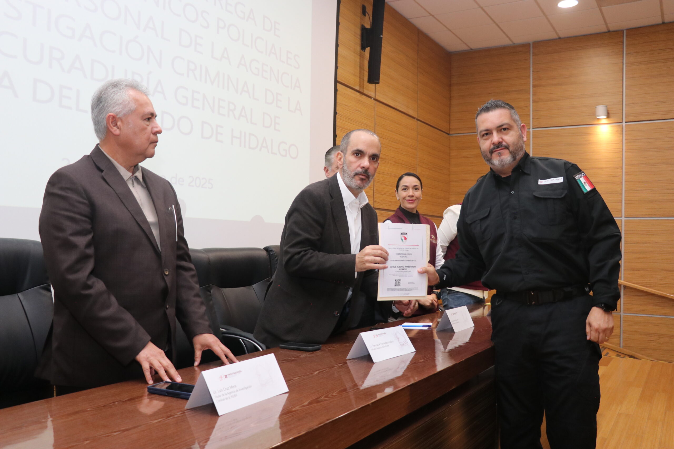 PGJEH obtiene Certificado Único Policial con el que se acreditó la capacidad de 220 agentes de investigación criminal 