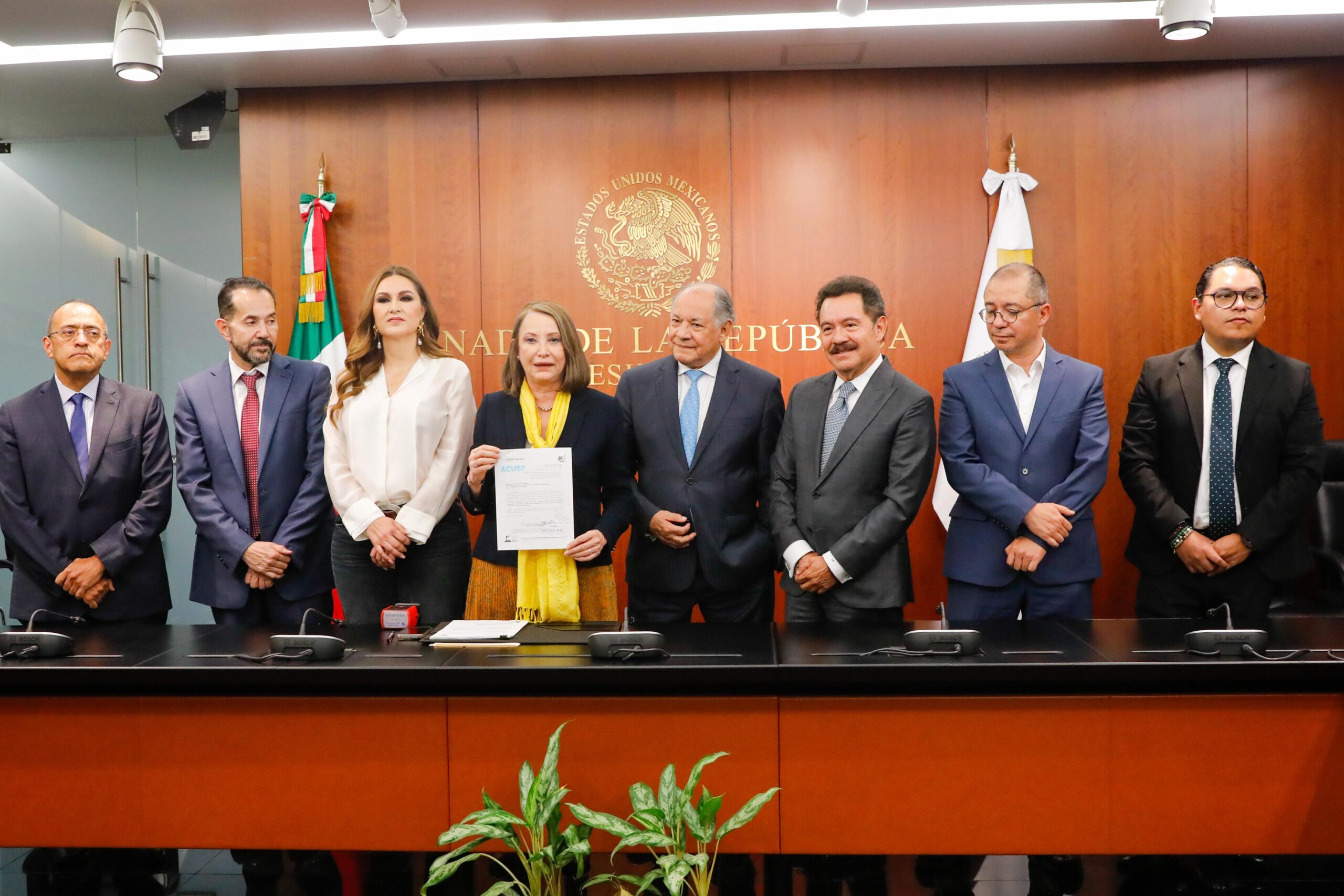 Plan B electoral podría aprobarse antes de Semana Santa: Senador Mier