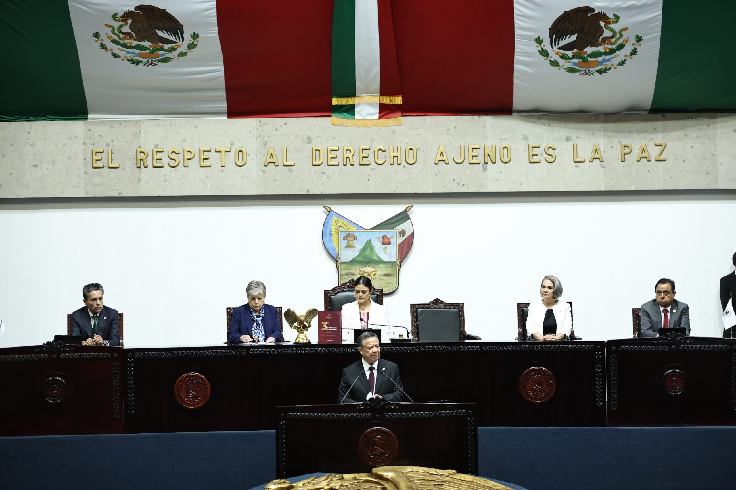 Julio Menchaca envía iniciativa para fortalecer el combate a la extorsión
