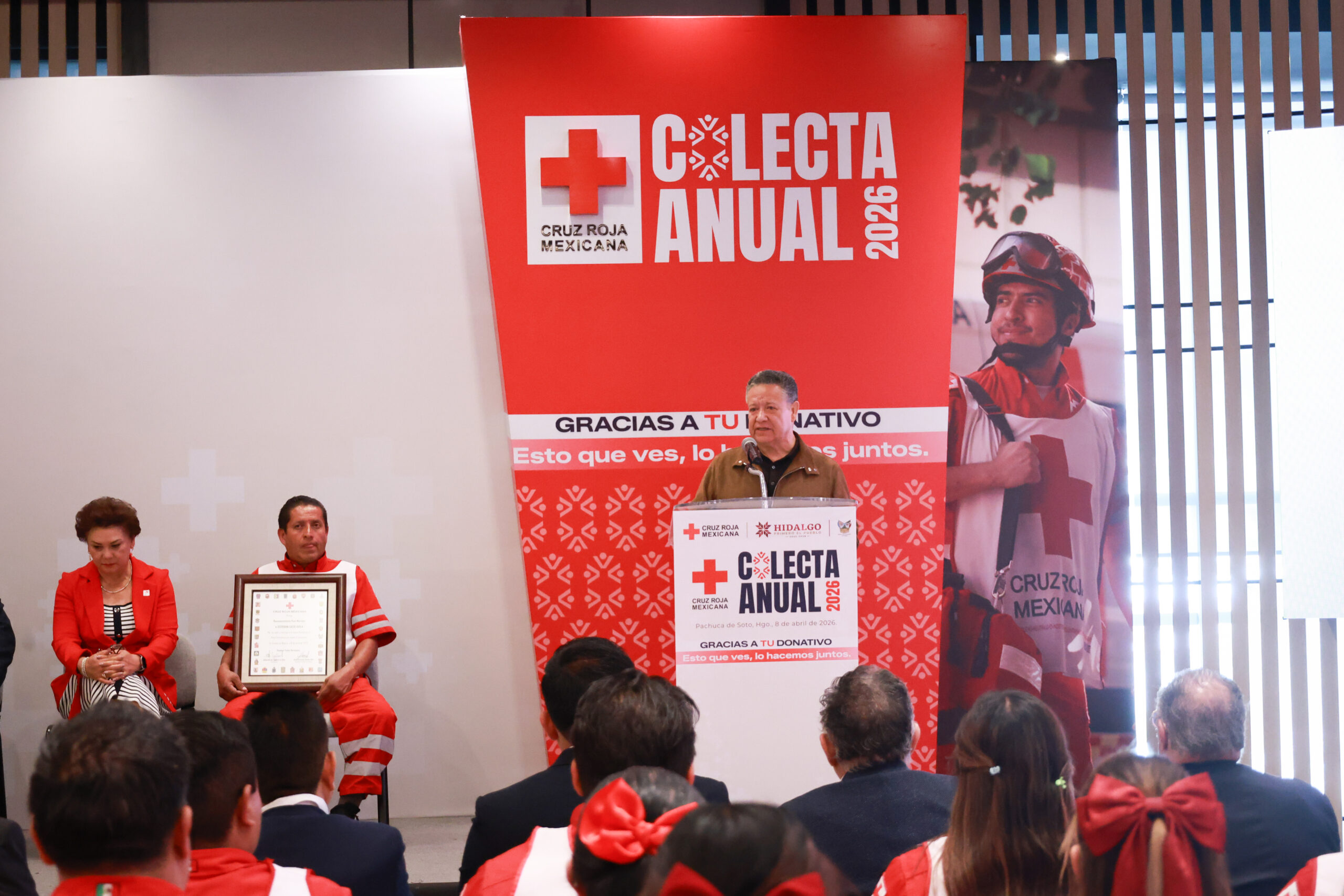 Julio Menchaca arranca Colecta Anual 2026 de la Cruz Roja en Hidalgo
