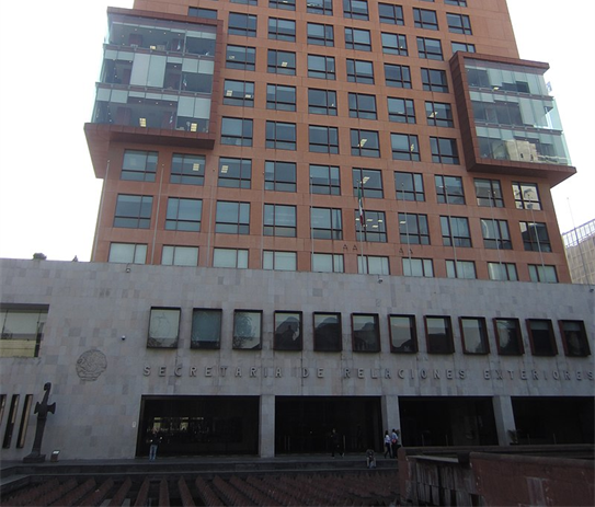 Exige Cancillería esclarecer muerte de mexicano en custodia migratoria en EUA