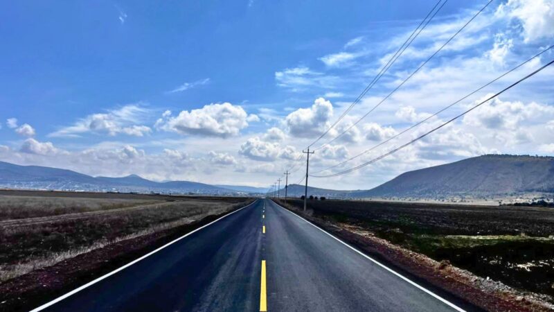 Con la pavimentación de la carretera Acopinalco–Apan los traslados se reducen a la mitad del tiempo