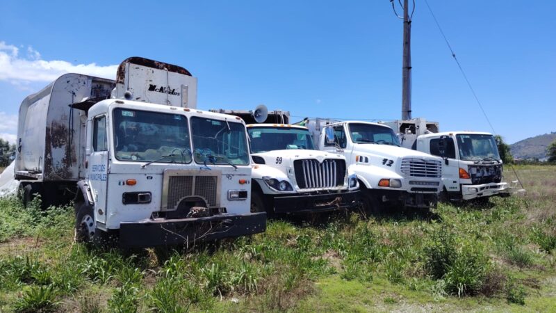 En proceso de desincorporación camiones recolectores de basura fuera de servicio