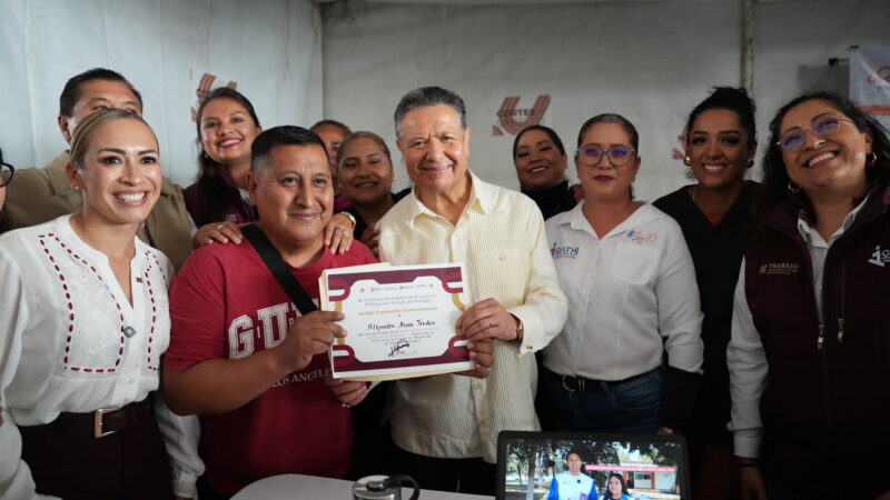 Despacho del Gobernador integra trámites del SAT a los Servicios para el Pueblo 