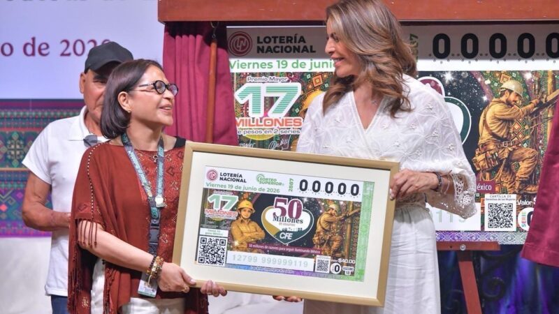 Celebran Lotenal y CFE 50 millones de usuarios con billete conmemorativo