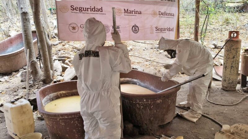 Asegura Marina más de dos toneladas de metanfetamina en Sinaloa