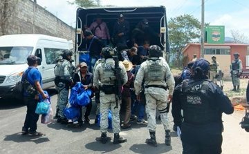 Con resguardo federal, inicia retorno de familias desplazadas de Chilapa, Guerrero