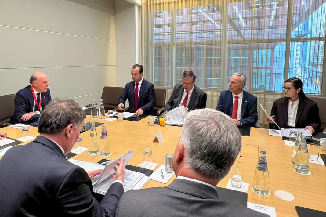 Busca México ampliar inversiones y comercio con Canadá en misión empresarial histórica