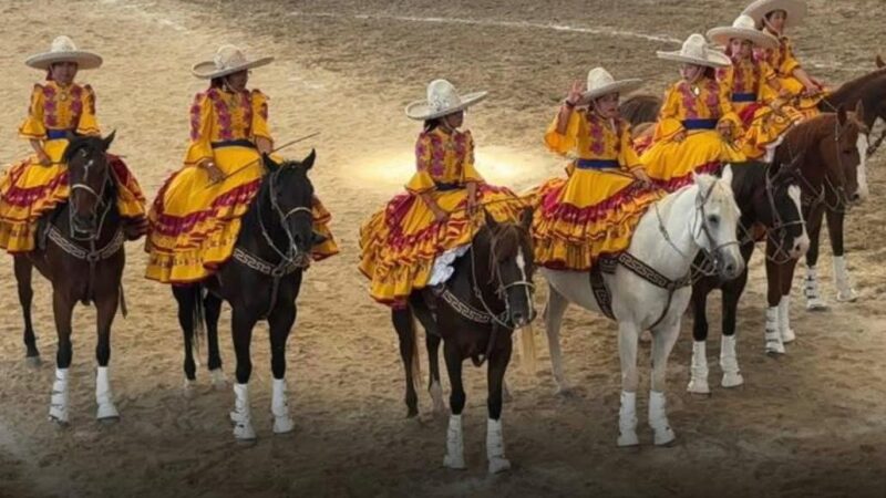 Escaramuza Piñoncitas domina el Estatal Charro Hidalgo 2026