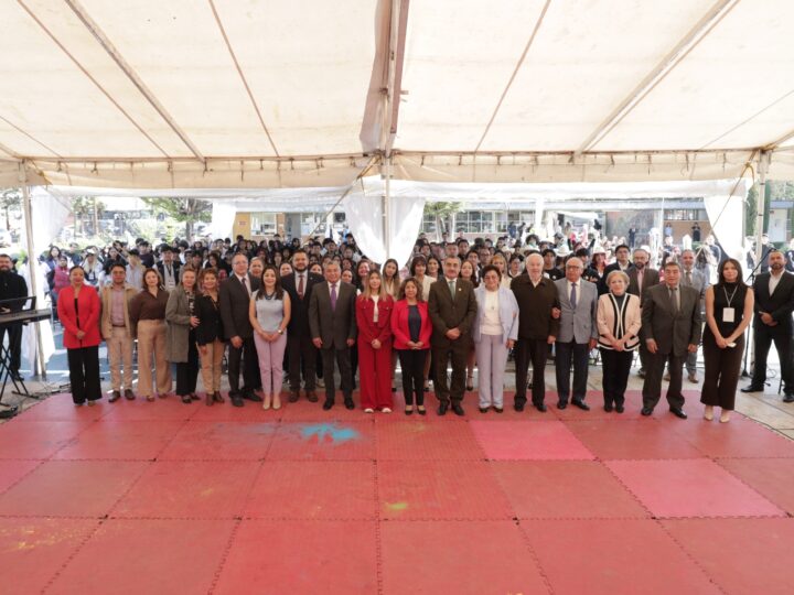 Prepa 2, 60 años conectando familias y formando estudiantes