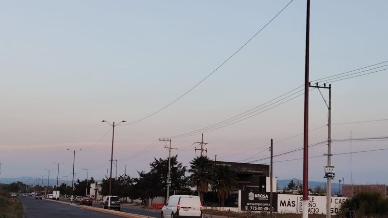 Avanza proceso de iluminación del libramiento La Joya en Tulancingo