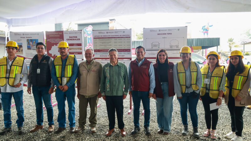 Julio Menchaca verifica avance de la carretera Cuautepec-Tulancingo