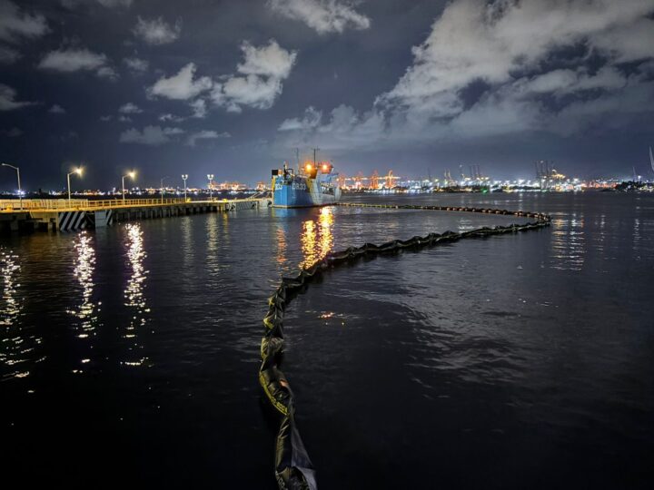 Activa Marina protocolo y contiene derrame de hidrocarburos en Manzanillo