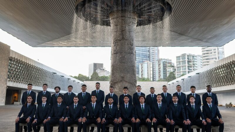 Conoce el Tri su legado histórico; visitan seleccionados el Museo de Antropología